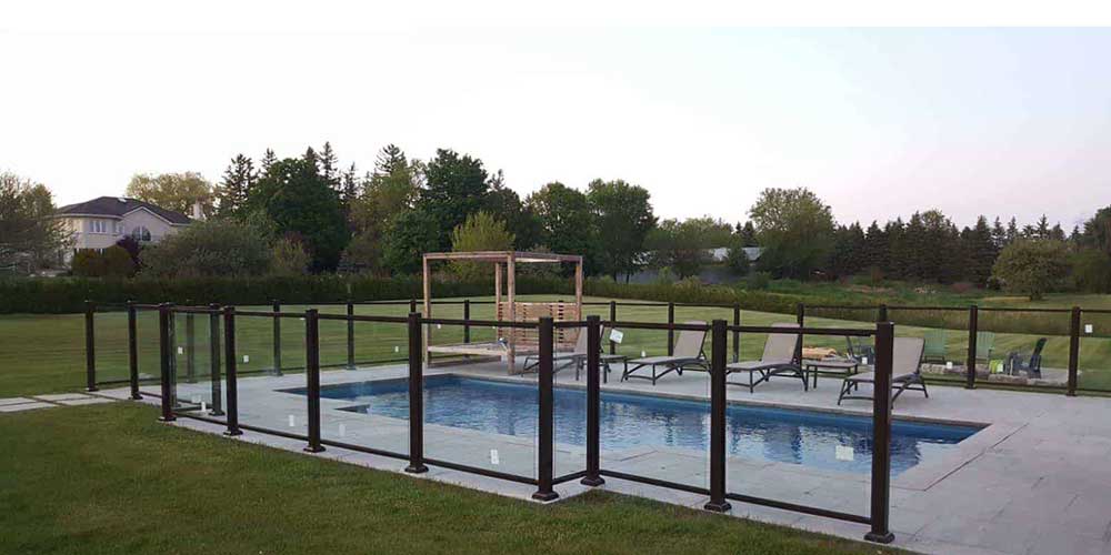 Aluminum-Glass-Railing installed in Wasaga Beach Barrie